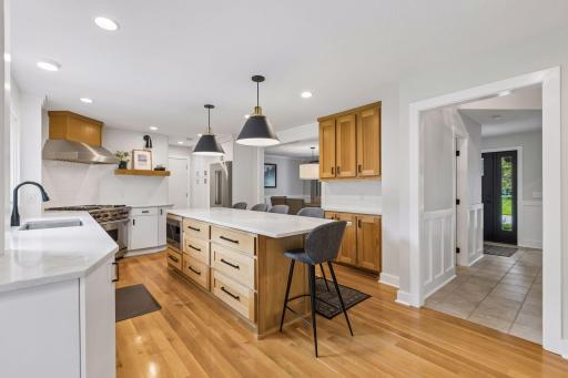 7505 Hyde Park Drive, Edina, MN 55439