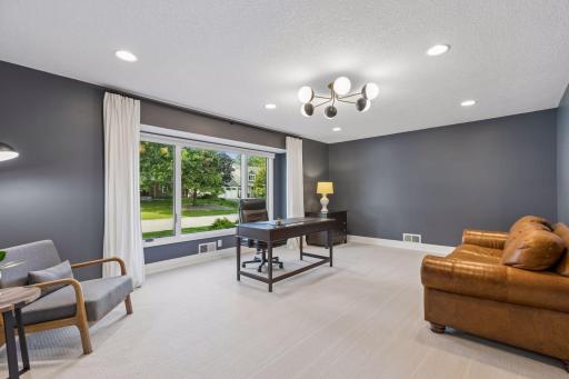 7505 Hyde Park Drive, Edina, MN 55439