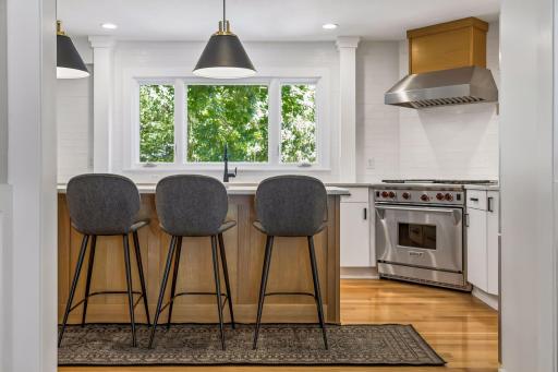 7505 Hyde Park Drive, Edina, MN 55439