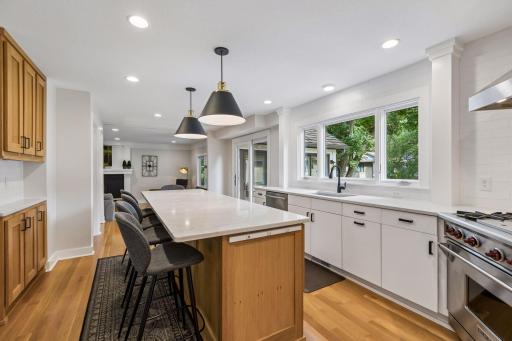 Breakfast bar and informal dining area as well!