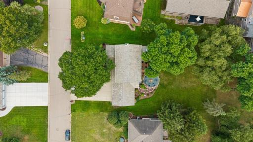 7505 Hyde Park Drive, Edina, MN 55439