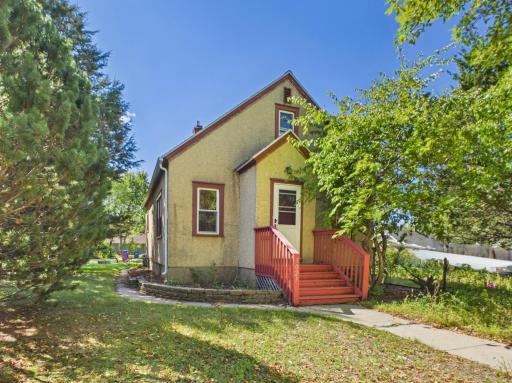 1027 9th Avenue N, Saint Cloud, MN 56303