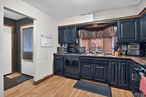 9547 Irving Avenue N, Brooklyn Park, MN 55444
