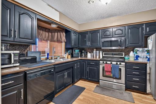 9547 Irving Avenue N, Brooklyn Park, MN 55444