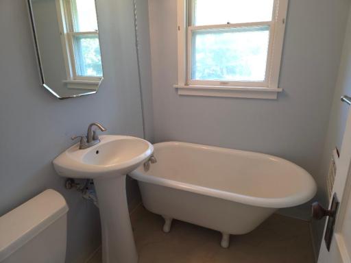 495 Vadnais Road, Vadnais Heights, MN 55127