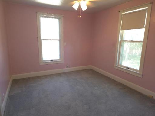 495 Vadnais Road, Vadnais Heights, MN 55127