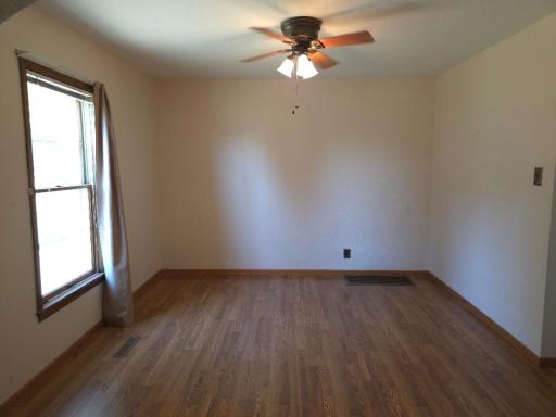 495 Vadnais Road, Vadnais Heights, MN 55127
