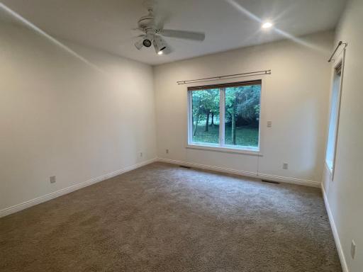 3019 Thaddeus Road SW, Rochester, MN 55902