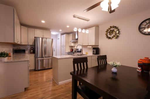 1431 Sumter Avenue N, Golden Valley, MN 55427