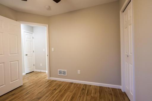 1431 Sumter Avenue N, Golden Valley, MN 55427