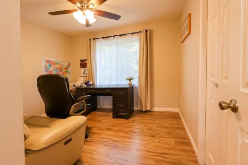 1431 Sumter Avenue N, Golden Valley, MN 55427