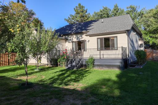 1431 Sumter Avenue N, Golden Valley, MN 55427
