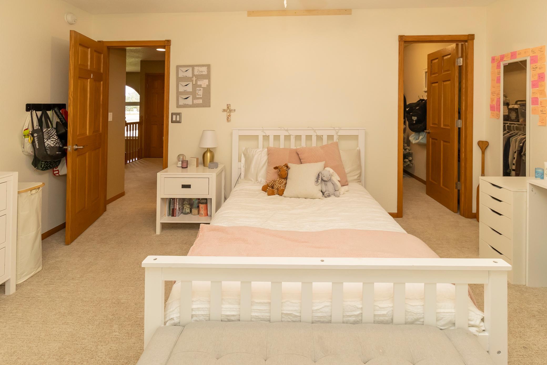 12 Bedroom 2 _ F.jpg