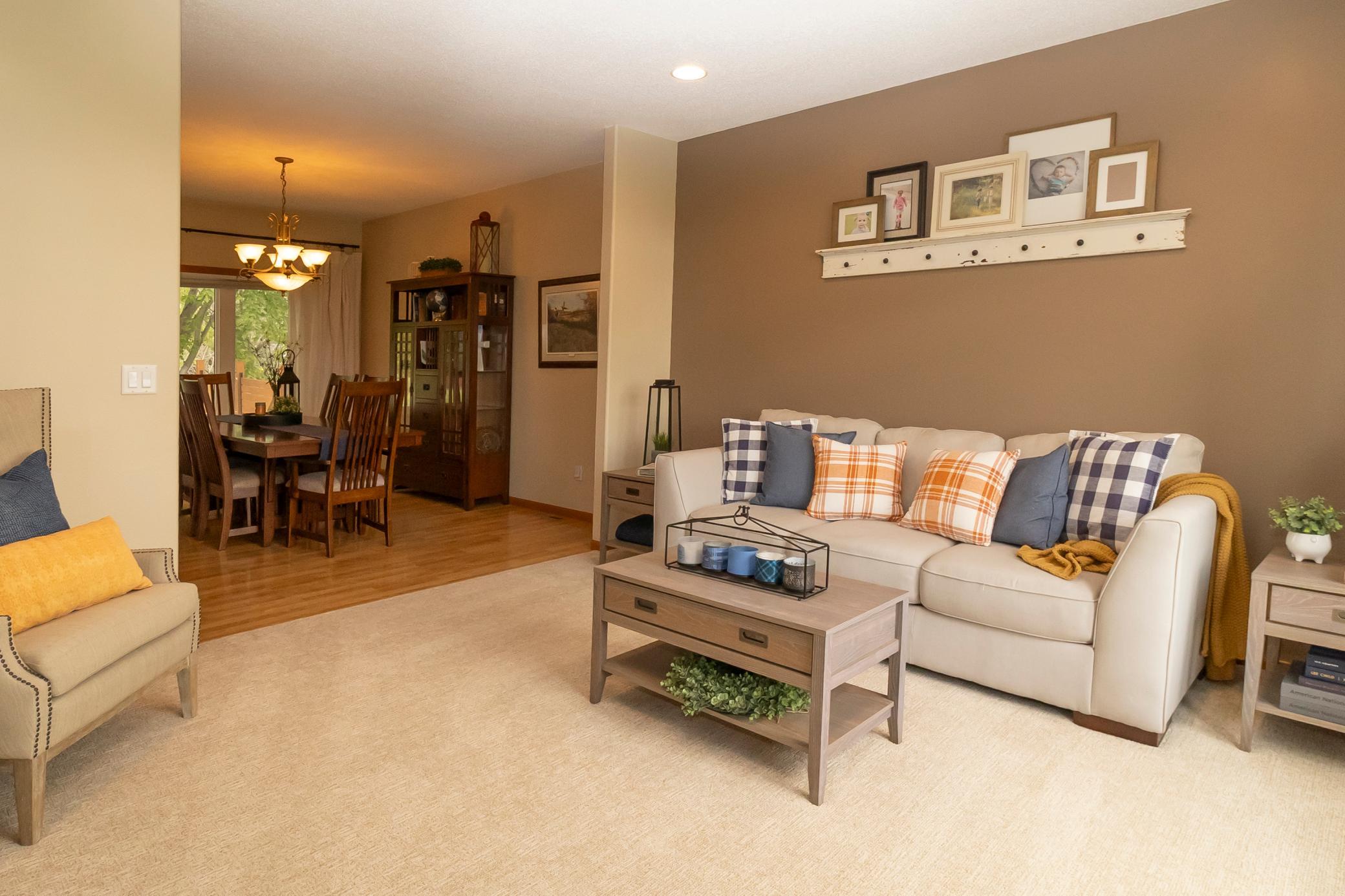 2 Formal Living Room _ G.jpg