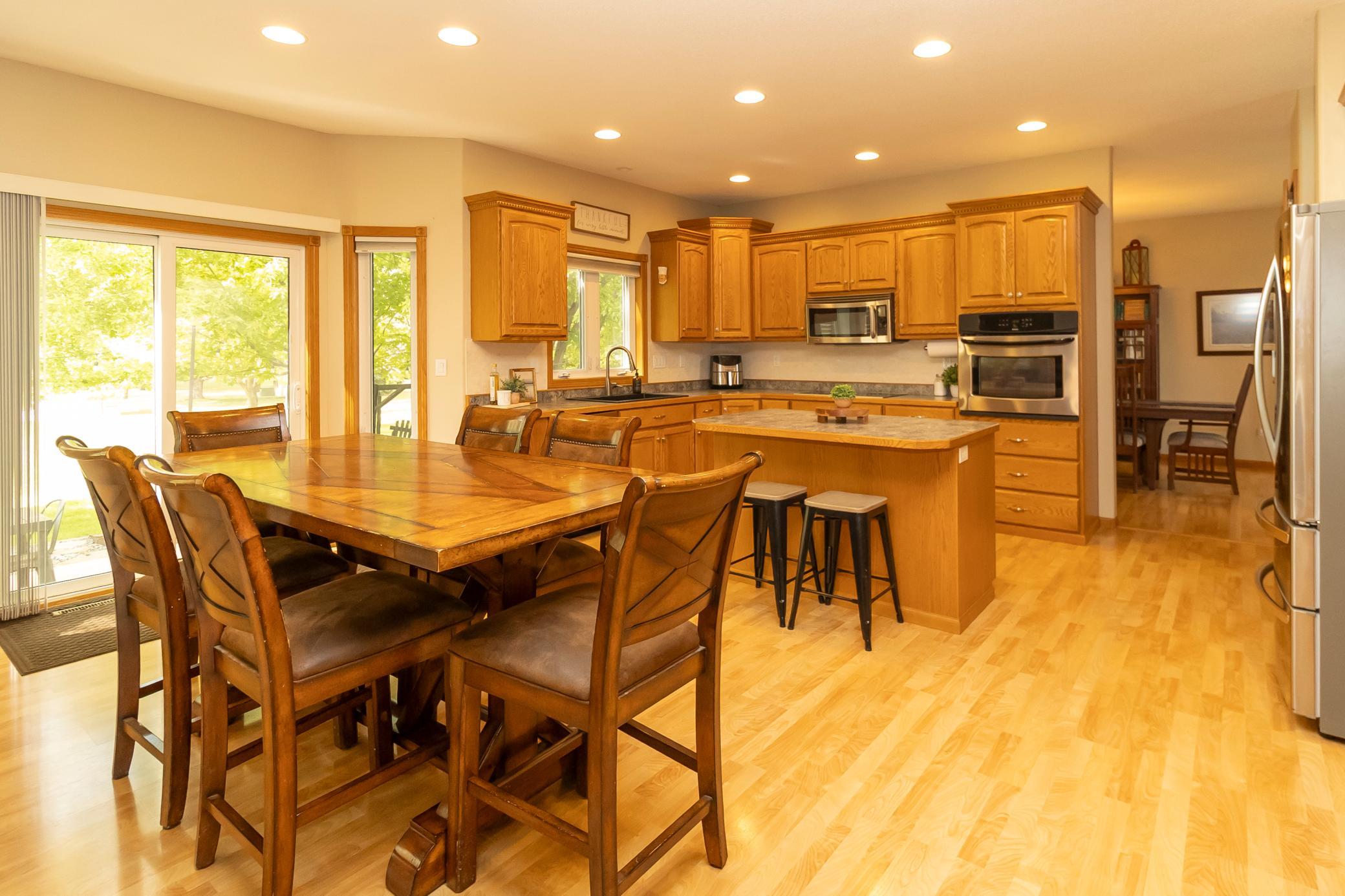 4 Kitchen _ M.jpg