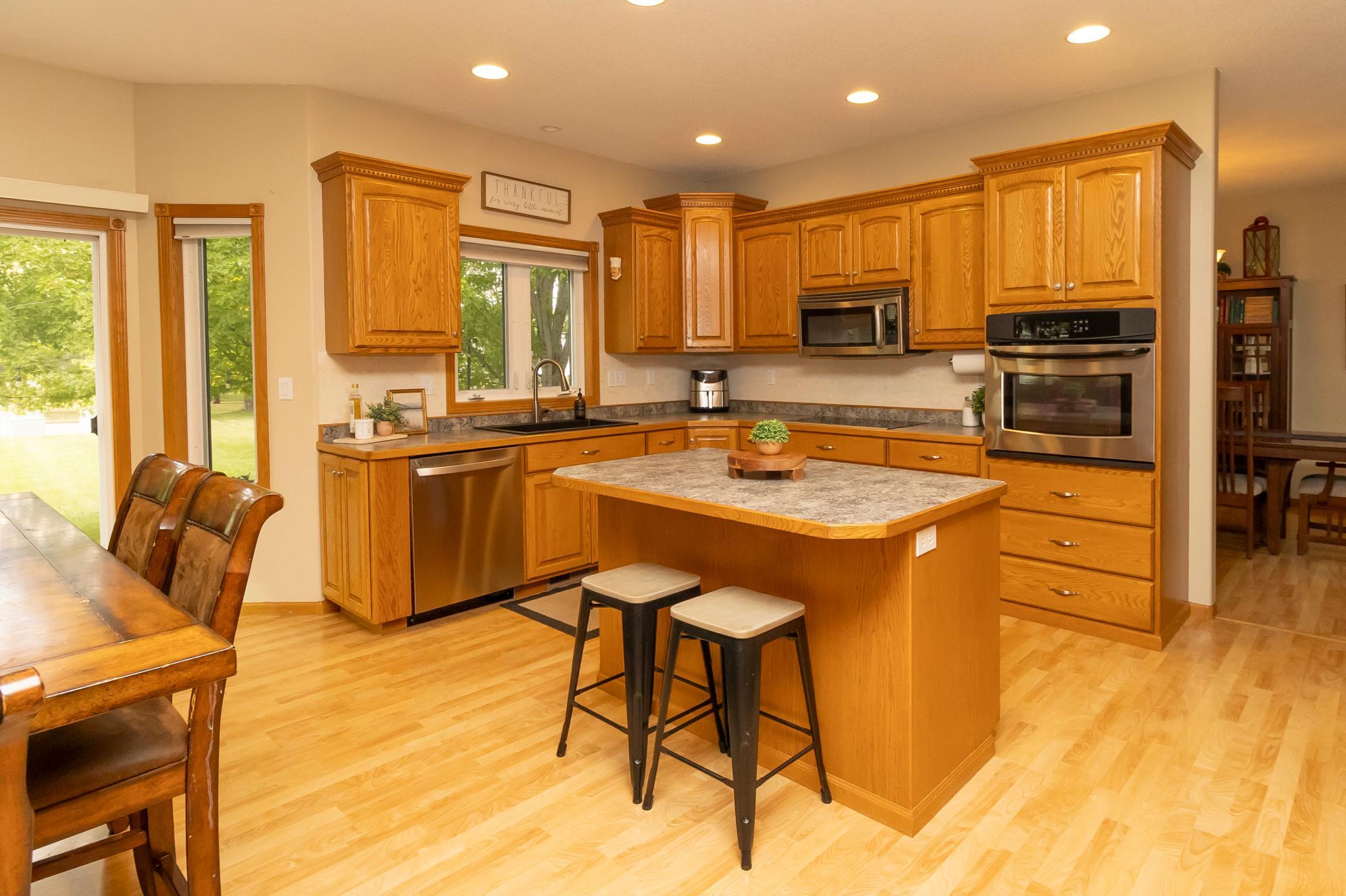 4 Kitchen _ C.jpg