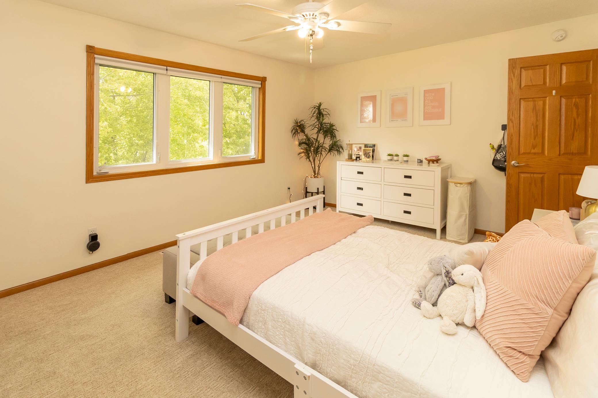 12 Bedroom 2 _ D.jpg