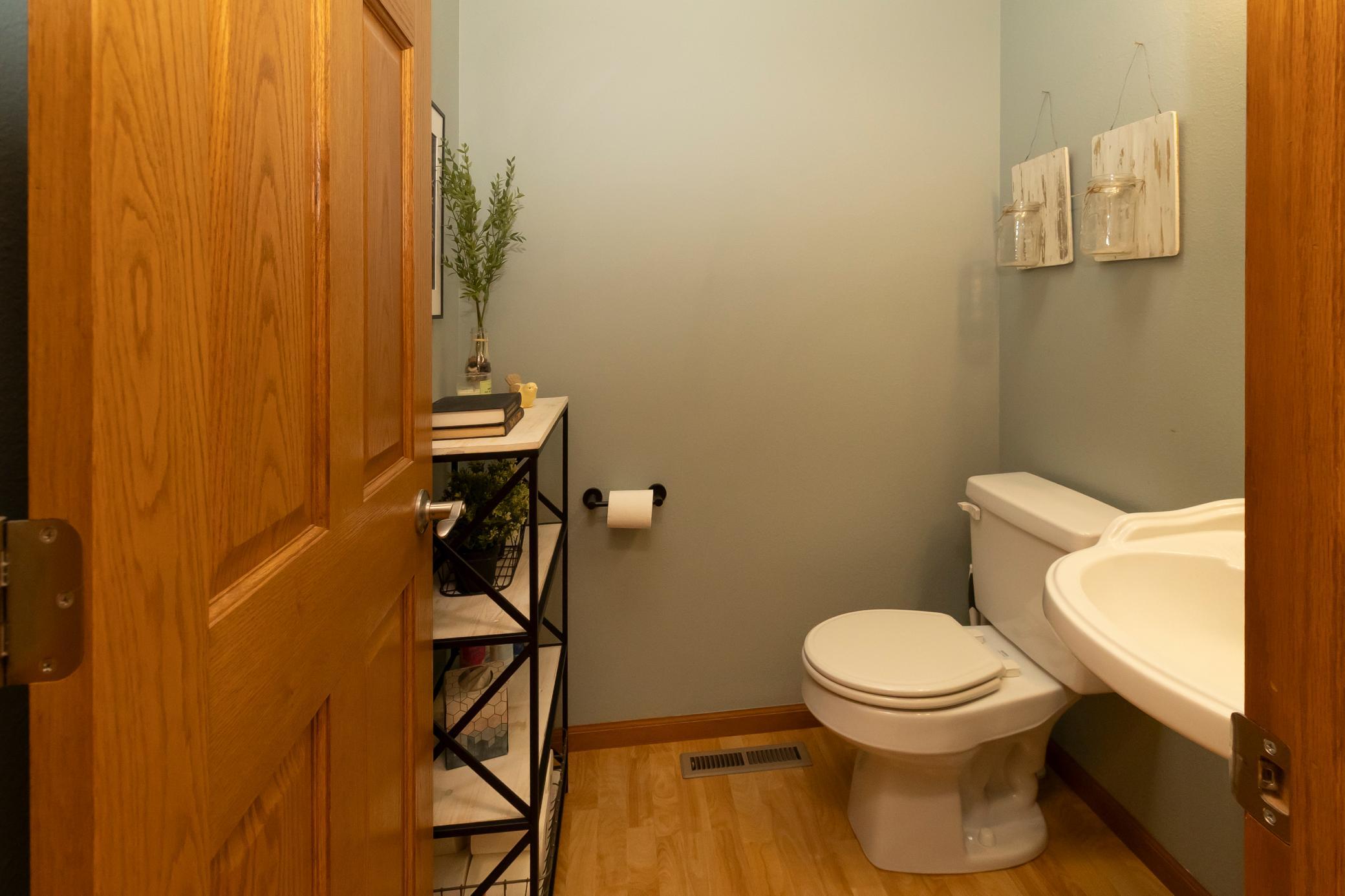 7 Bathroom 1 _ B.jpg