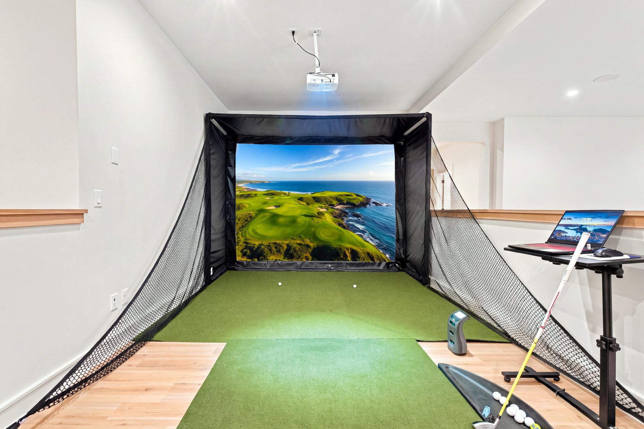 basement golf