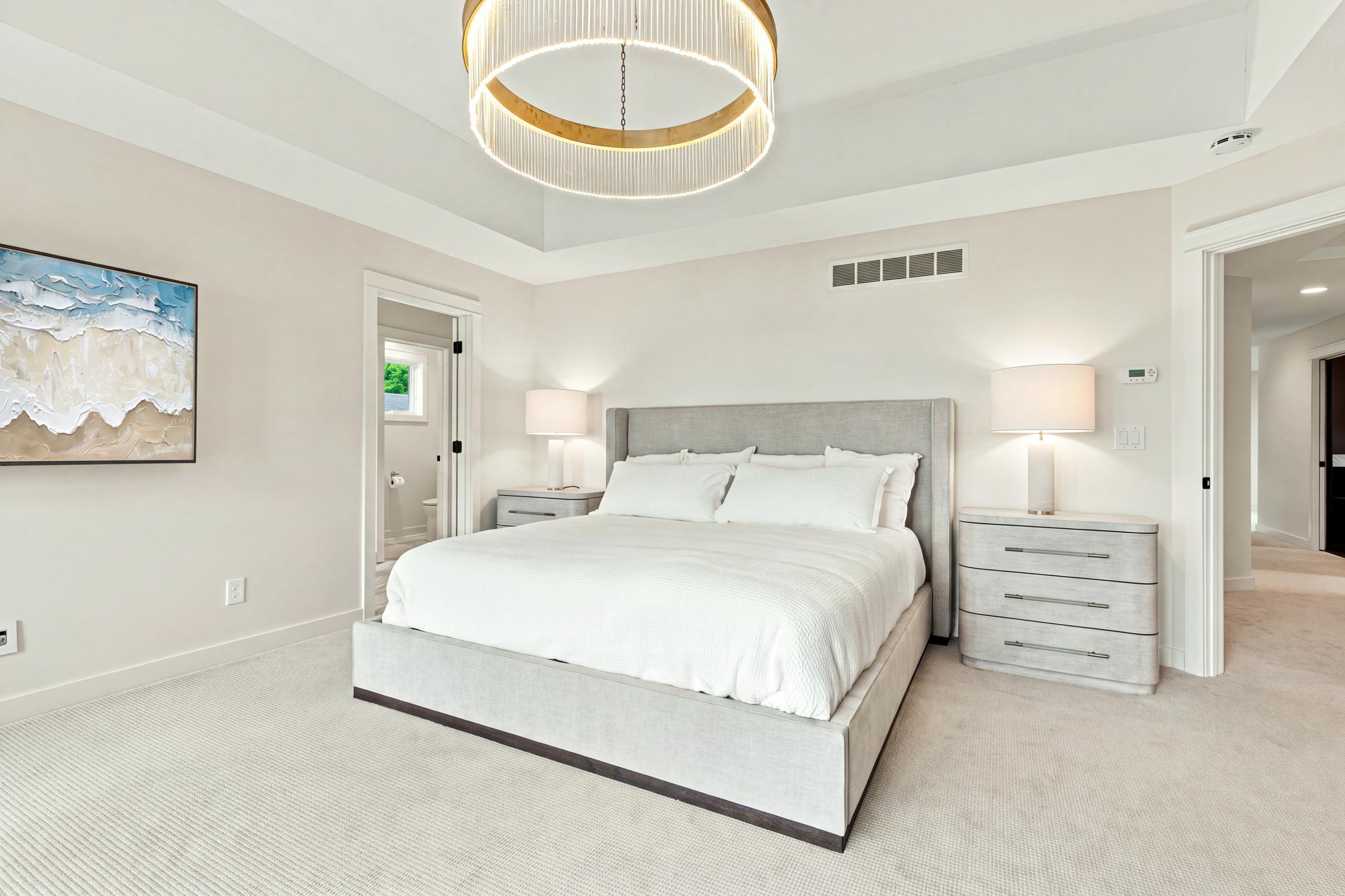 Primary suite