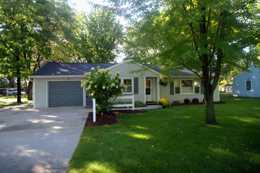1128 Woodlawn Acres Drive, Saint Cloud, MN 56301