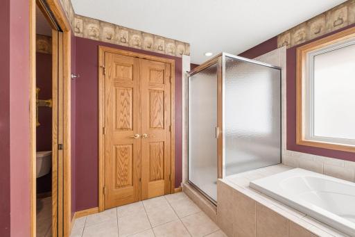16381 Gunflint Trail, Lakeville, MN 55044