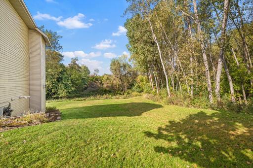 16381 Gunflint Trail, Lakeville, MN 55044