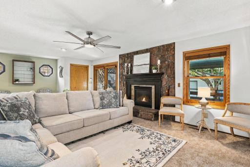 033_5216_33rd_ave_s_17_343.jpg