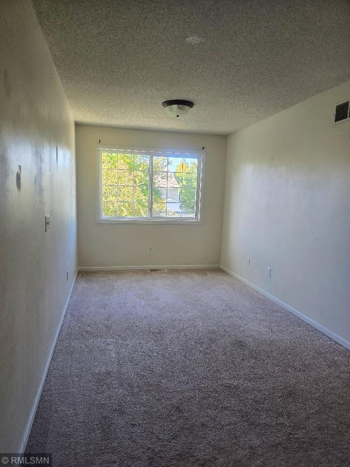Loft1.jpg