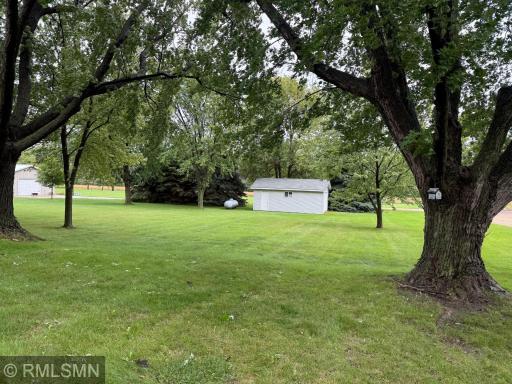 638 Pennsylvania Avenue, Adrian, MN 56110