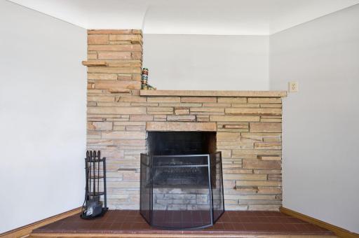 667 Wheelock Parkway W, Saint Paul, MN 55117