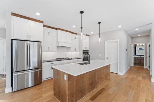 635 Parkside Court, Eagan, MN 55123