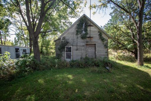 617 Central Drive E, Braham, MN 55006