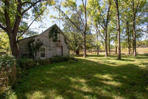 617 Central Drive E, Braham, MN 55006