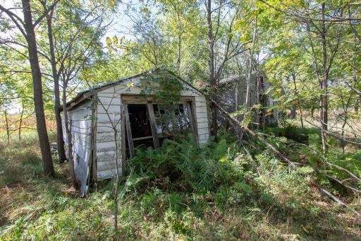 617 Central Drive E, Braham, MN 55006