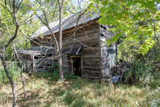 617 Central Drive E, Braham, MN 55006