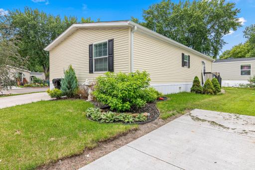 18164 Hwy 65 NE, 141, East Bethel, MN 55011