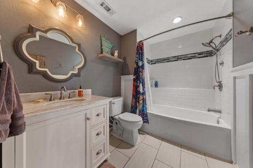 104 Kingsmill Court, Mankato, MN 56001