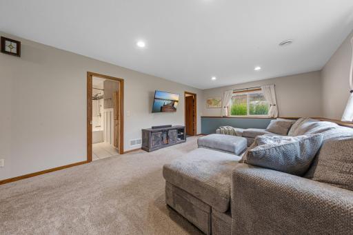 104 Kingsmill Court, Mankato, MN 56001