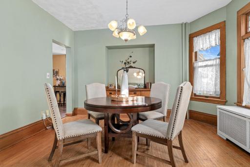 1603 Laurel Avenue, Saint Paul, MN 55104