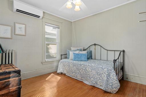 1603 Laurel Avenue, Saint Paul, MN 55104