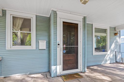 1603 Laurel Avenue, Saint Paul, MN 55104