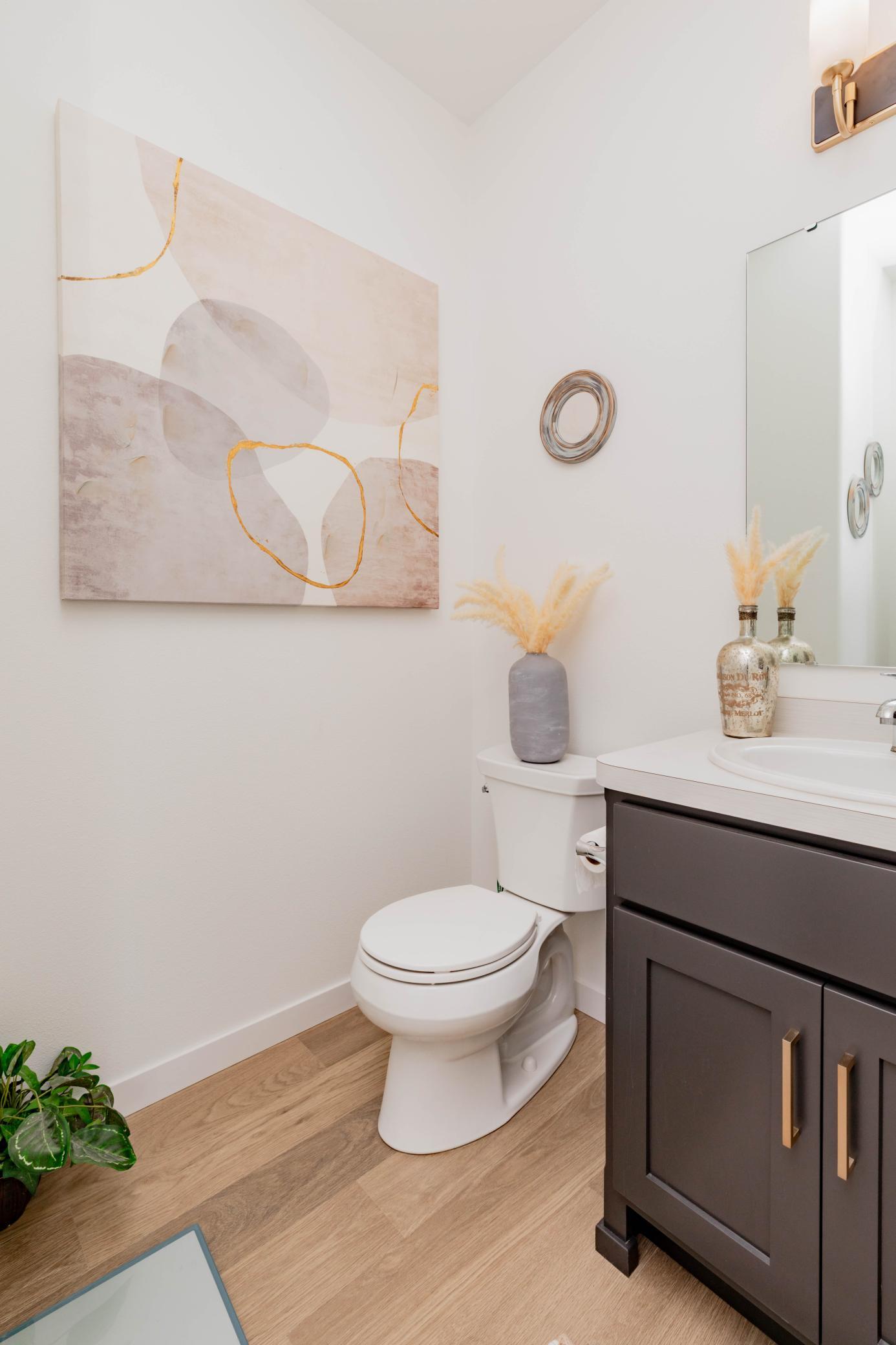 1/2 bath