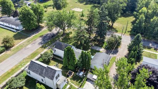 305 103rd Avenue W, Duluth, MN 55808