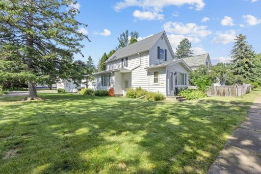305 103rd Avenue W, Duluth, MN 55808