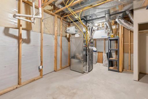 plenty of storage area in the mechincal room