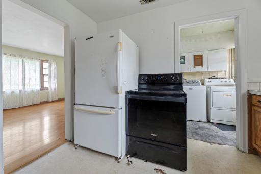 687 W Belleview Street, Winona, MN 55987