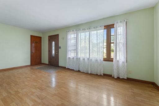 687 W Belleview Street, Winona, MN 55987