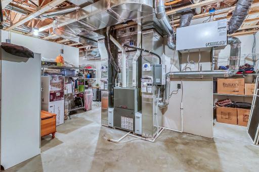 4345 Beach Lane S, Fargo, ND 58104