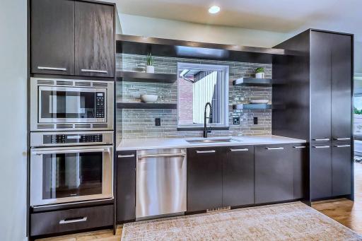 4345 Beach Lane S, Fargo, ND 58104